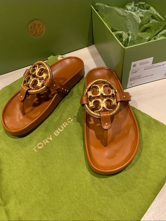 Tory Burch Shoes - Tory Burch Leather Thong Sandals in Cognac with Gold Emblem NEW